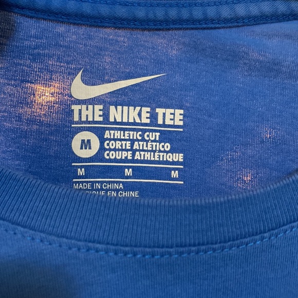 Blue Nike T-shirt Medium - Picture 3 of 3